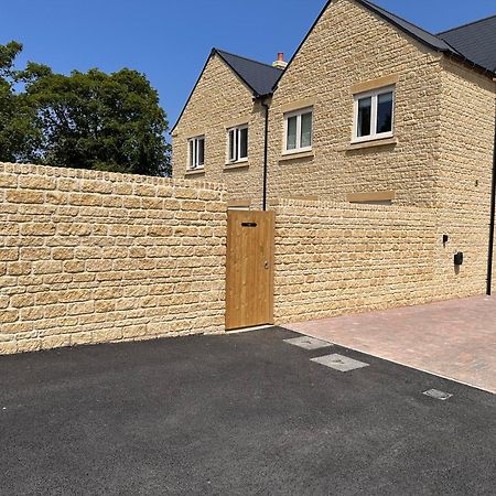 Fleming Cottage - Contemporary Cotswold Home Upper Rissington Екстериор снимка